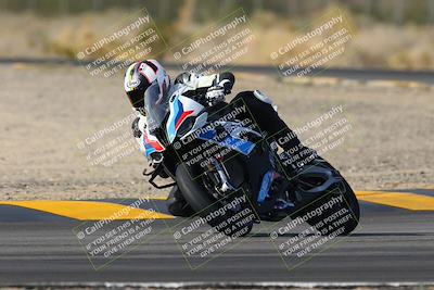 media/Dec-17-2022-SoCal Trackdays (Sat) [[224abd9271]]/Turn 7 Set 1 (1125am)/